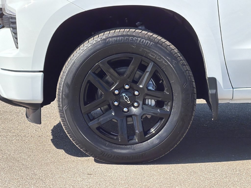New 2026 Chevrolet Silverado 1500 RST w/ LPO, Dark Essentials Package RWD image 23