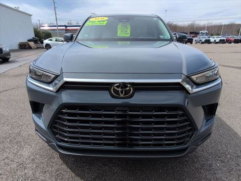 Certified 2026 Toyota Grand Highlander AWD image 11