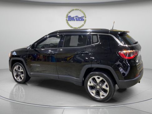 Used 2018 Jeep Compass Limited w/ Navigation Group image 3