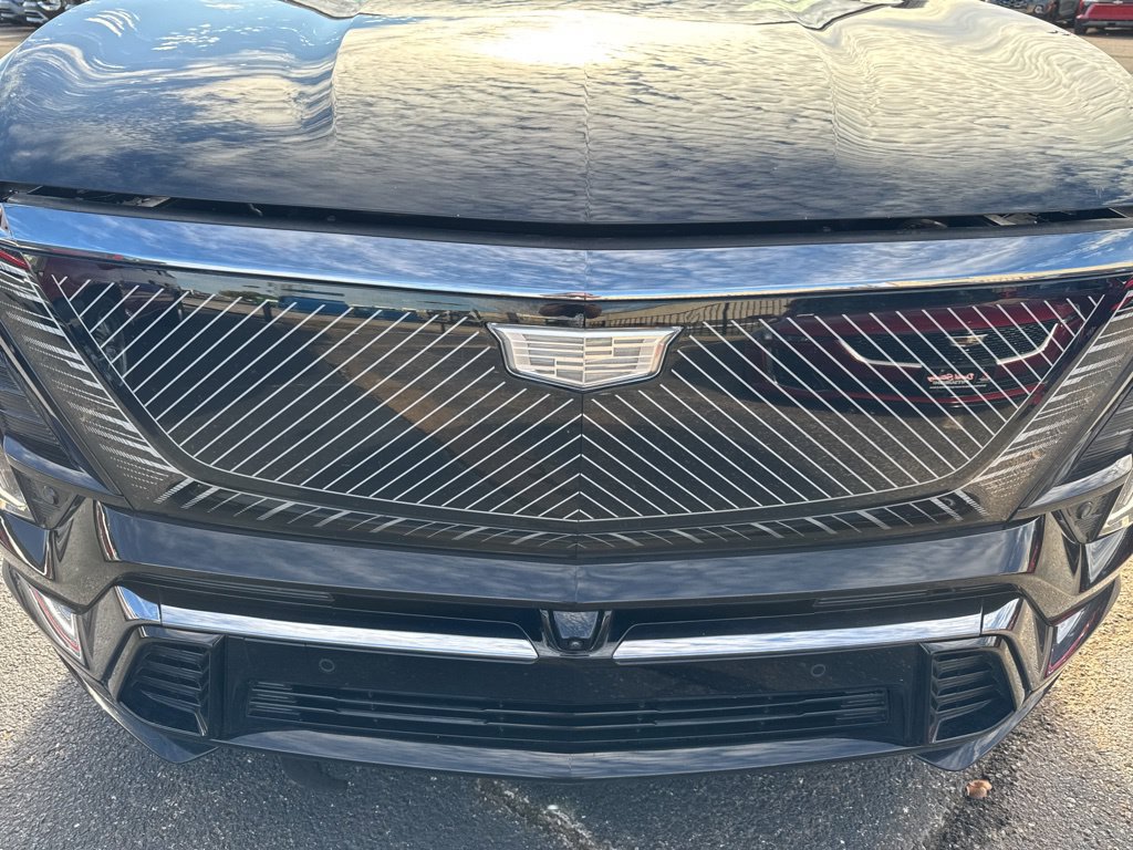 Used 2026 Cadillac Vistiq Platinum w/ LPO, Floor Liner Package AWD/4WD image 58