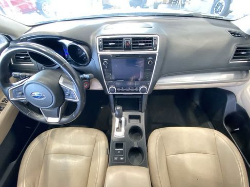 Used 2018 Subaru Outback 2.5i Premium AWD/4WD image 23