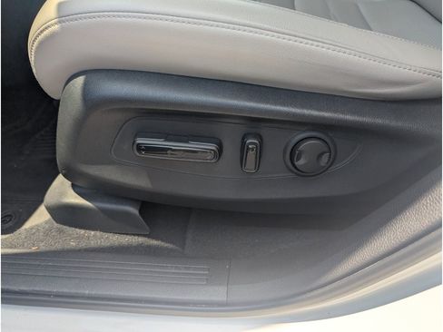 Certified 2024 Honda CR-V EX-L image 17