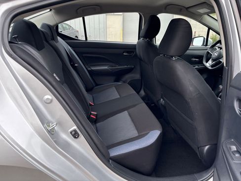 Used 2025 Nissan Versa SV FWD image 23