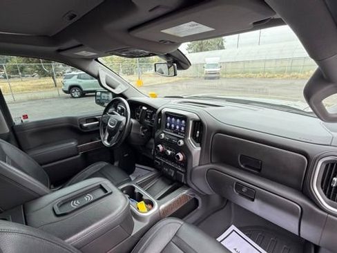 Used 2021 GMC Sierra 1500 Denali w/ Driver Alert Package II image 19