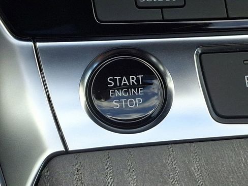 Used 2025 Audi A6 Premium Plus w/ Premium Plus Package image 25