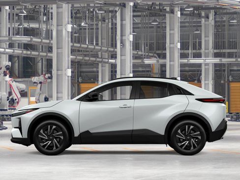 New 2026 Toyota C-HR AWD/4WD image 6