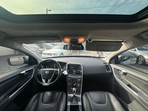 Used 2014 Volvo XC60 T6 image 13