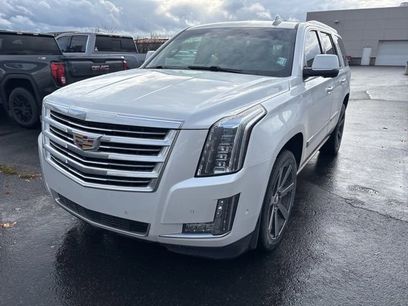 Used 2017 Cadillac Escalade Platinum