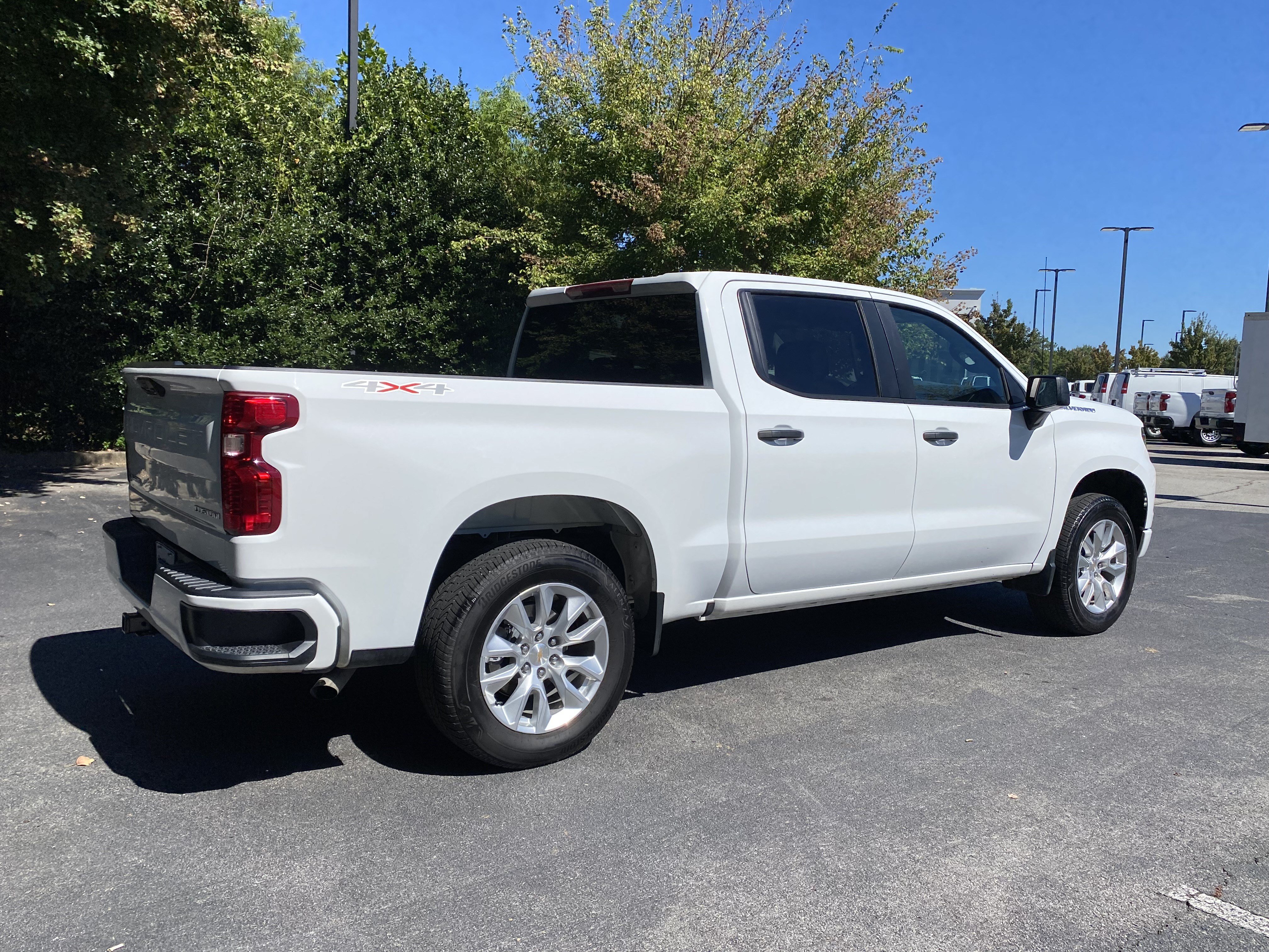 Used 2026 Chevrolet Silverado 1500 Custom AWD/4WD image 9