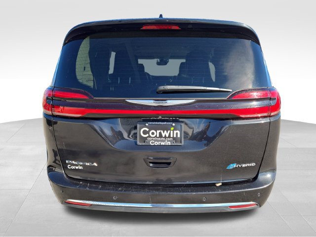 Used 2024 Chrysler Pacifica Limited FWD image 14