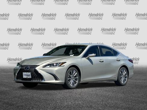 Certified 2020 Lexus ES 300h w/ Premium Package FWD image 9