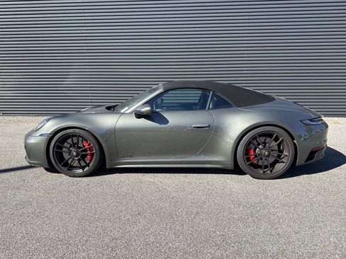 Certified 2022 Porsche 911 Carrera GTS image 2