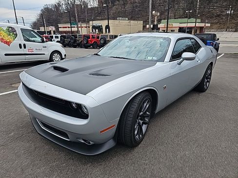 Used 2023 Dodge Challenger R/T Scat Pack image 4
