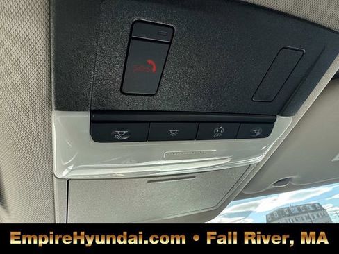 Used 2022 Nissan Rogue SV image 24