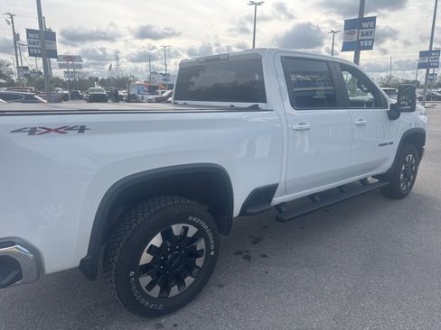 Used 2020 Chevrolet Silverado 2500 LT w/ All Star Edition image 3