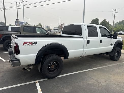 Used 2016 Ford F250 XLT w/ FX4 Off-Road Package AWD/4WD image 3