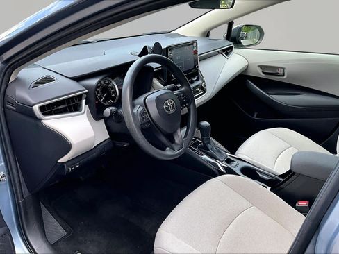 Used 2022 Toyota Corolla LE w/ Carpet Mat Package (TMS) FWD image 17