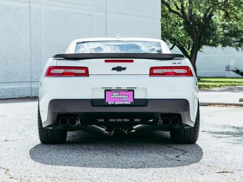 Used 2015 Chevrolet Camaro SS w/ SS Performance Package image 17