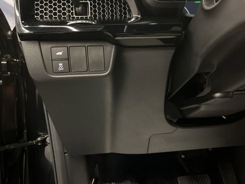 Used 2025 Honda CR-V Sport Touring image 12