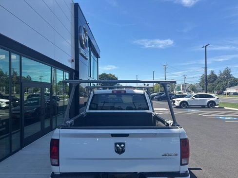 Used 2019 RAM 1500 Express image 3