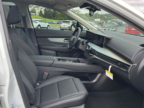 New 2025 Nissan Murano SL image 10