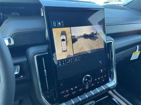 New 2026 GMC Yukon Denali w/ Sun & Power Step Package image 20