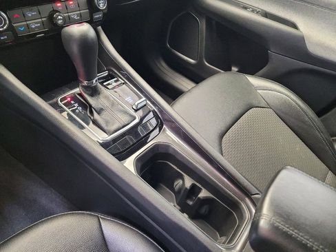 Used 2024 Jeep Compass Latitude image 26