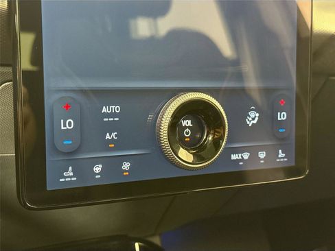 Used 2021 Ford Mustang Mach-E GT image 27