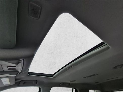 Used 2017 Chevrolet Tahoe Premier RWD image 15