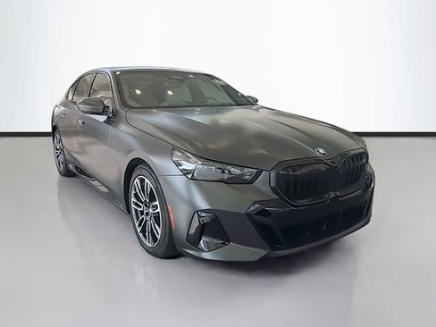 New 2026 BMW 540i xDrive w/ Executive Package image 1