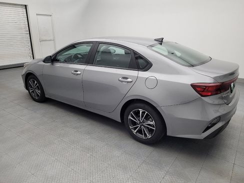 Used 2024 Kia Forte LXS FWD image 3