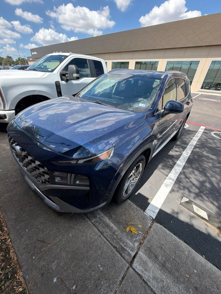 Certified 2022 Hyundai Santa Fe SEL FWD image 2