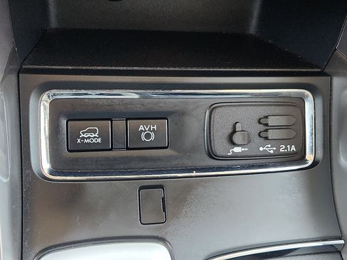 Used 2021 Subaru Ascent Limited AWD/4WD image 16