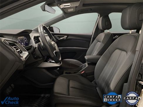Used 2024 Audi Q4 e-tron Premium Plus image 18