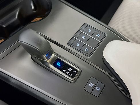 Used 2025 Lexus UX 300h FWD w/ Cold Area Package image 19