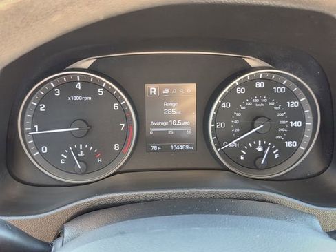 Used 2018 Hyundai Elantra SEL FWD image 24