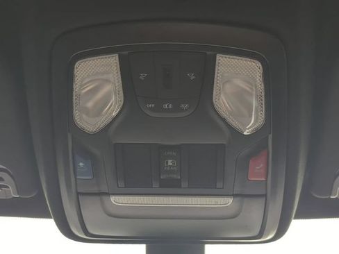 Used 2024 RAM 1500 Big Horn AWD/4WD image 23
