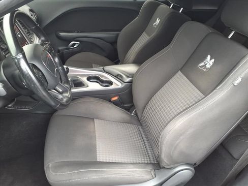 Used 2020 Dodge Challenger R/T Scat Pack RWD image 14