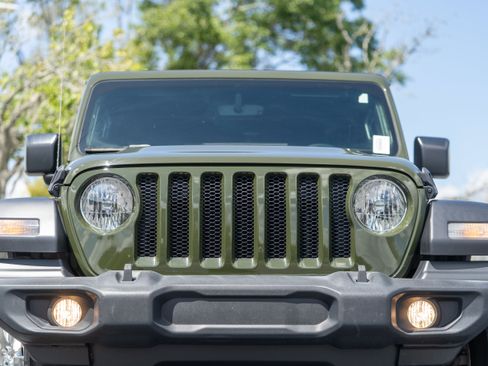 Used 2023 Jeep Wrangler Sport AWD/4WD image 33
