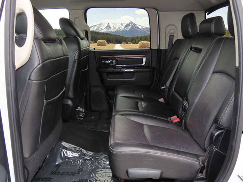 Used 2015 RAM 3500 Laramie w/ Convenience Group image 17