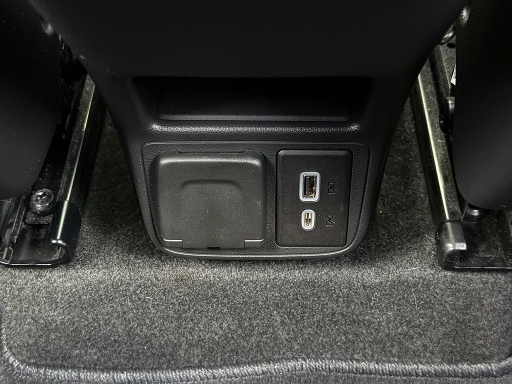 Used 2023 Chevrolet TrailBlazer LT w/ Convenience Package FWD image 46