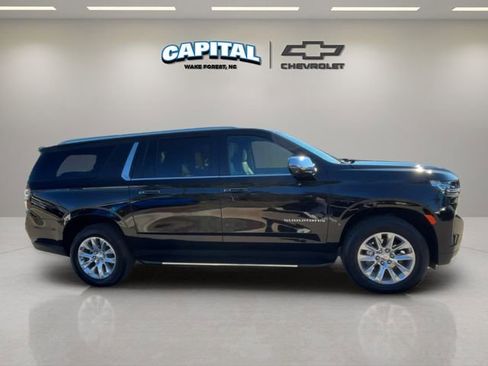 Used 2024 Chevrolet Suburban Premier image 6