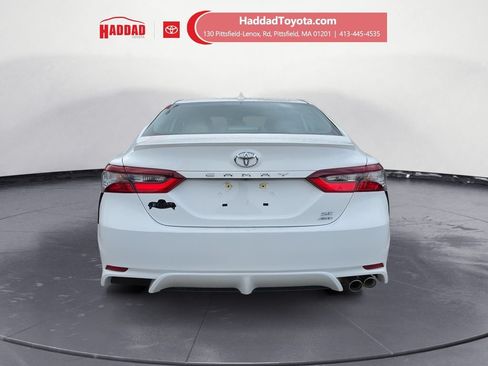 Used 2024 Toyota Camry SE w/ Cold Weather Package AWD/4WD image 4
