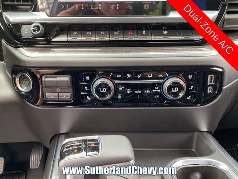 Used 2025 Chevrolet Silverado 1500 LTZ w/ Technology Package AWD/4WD image 39