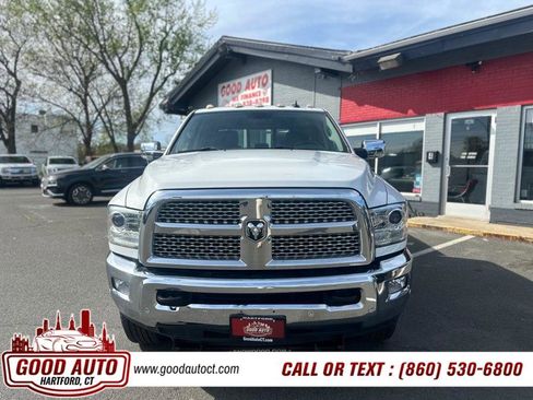 Used 2018 RAM 2500 Laramie w/ Snow Chief Group AWD/4WD image 2