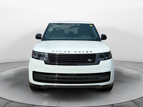Used 2025 Land Rover Range Rover Long Wheelbase SE AWD/4WD image 2