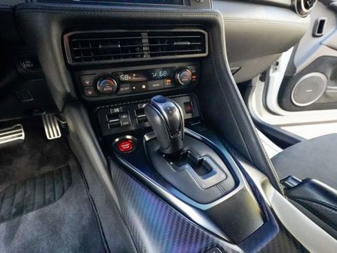 Used 2021 Nissan GT-R Premium image 65