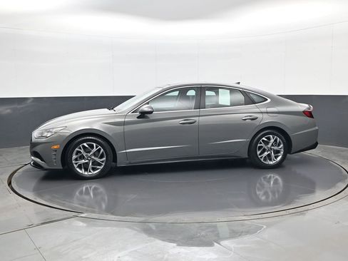 Certified 2023 Hyundai Sonata SEL w/ Convenience Package image 8