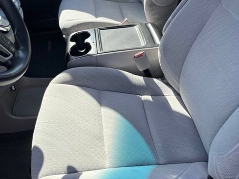 Used 2017 Toyota Sienna LE FWD image 13