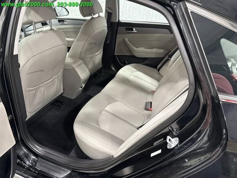 Used 2016 Hyundai Sonata SE image 9